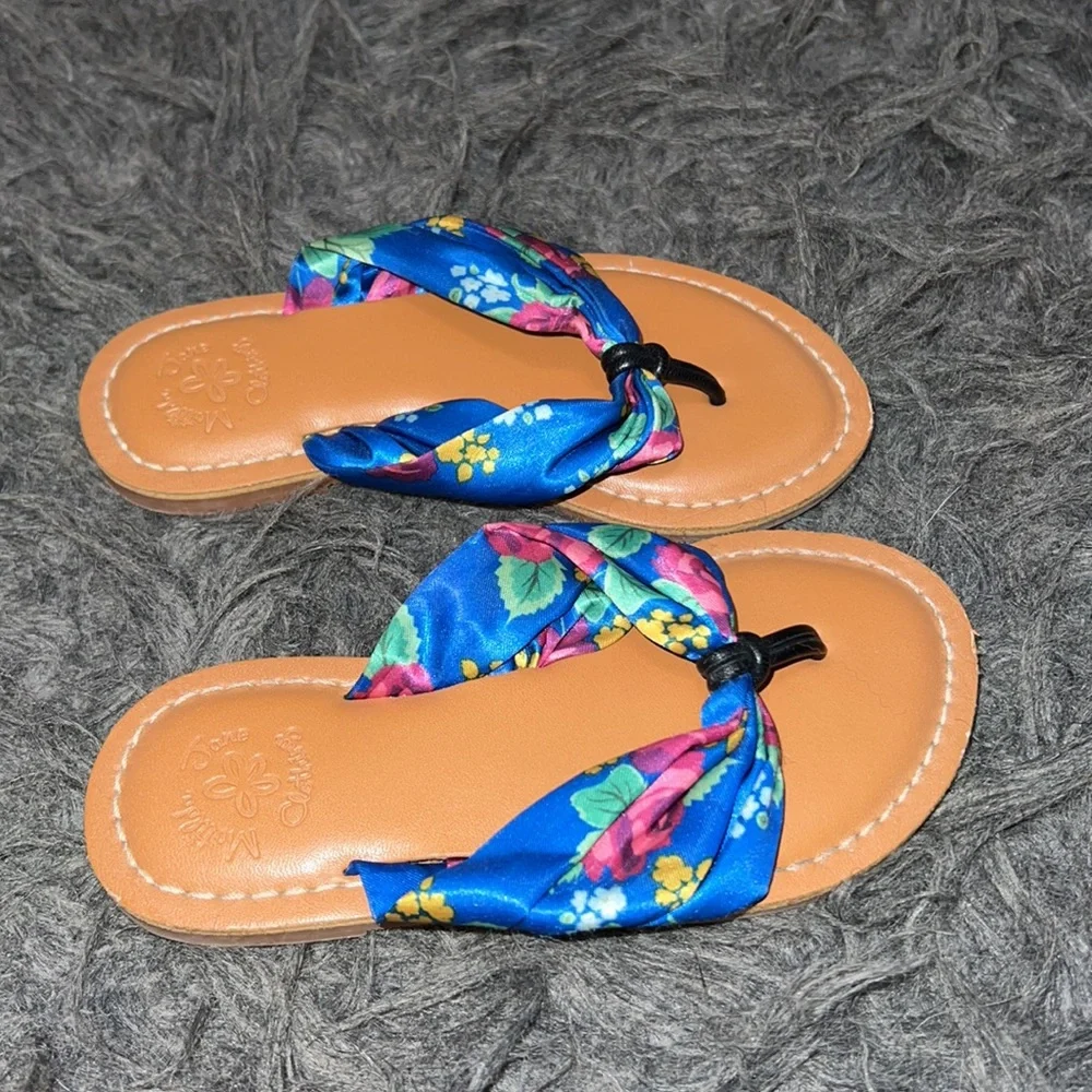 Girls flip flops , sandals, Matilda Jane Clothing brand, size 11.5